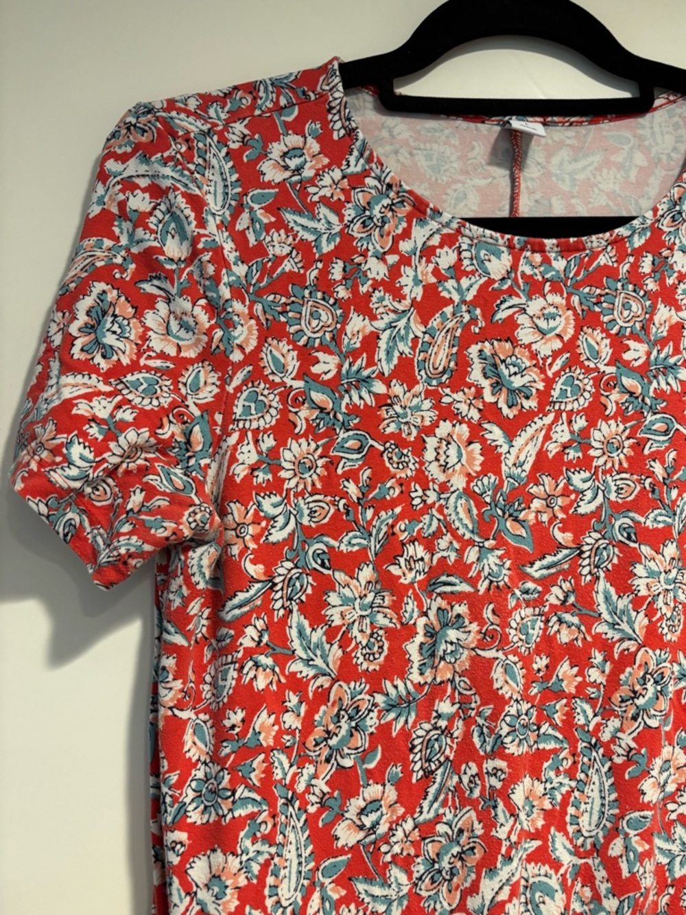 Old Navy Floral Short-Sleeve Red Knit Dress - Picture 5 of 5